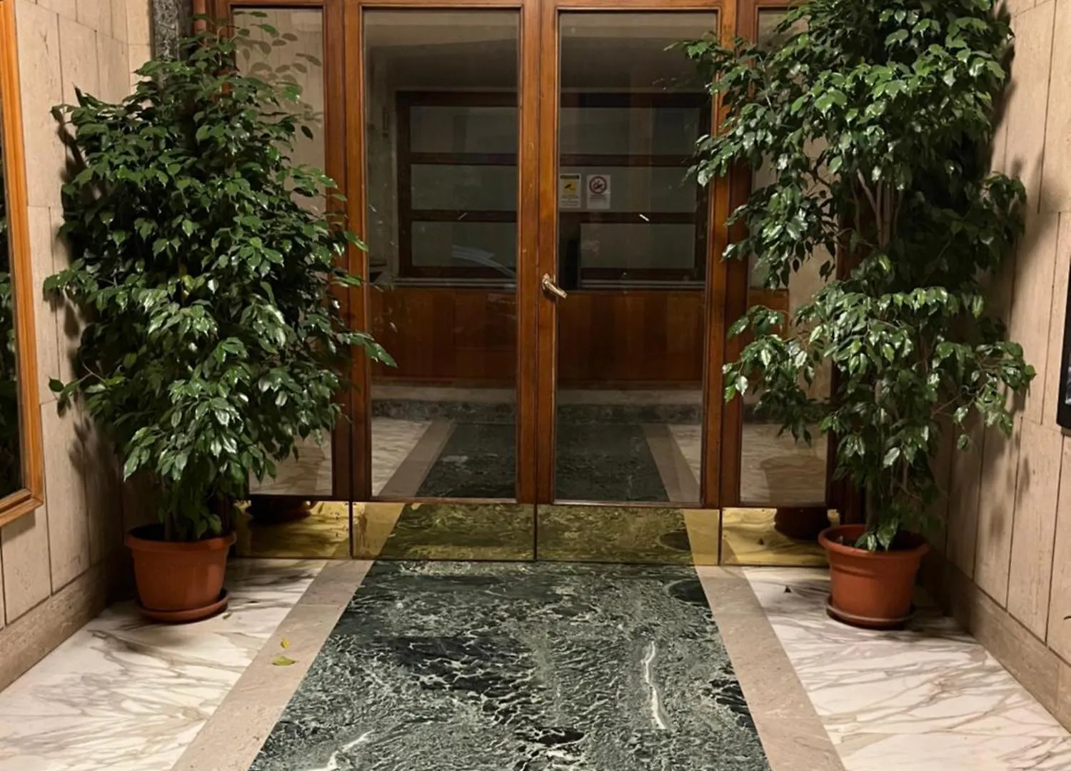Urban Corner Apartment Rome