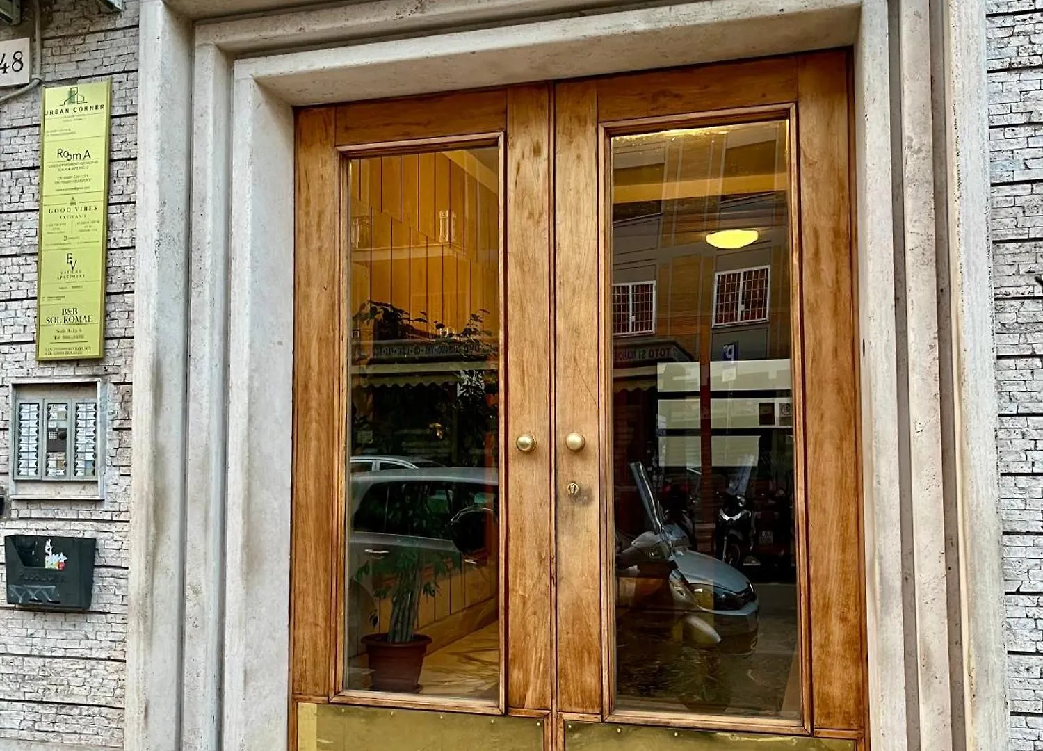 Urban Corner Apartment Rome